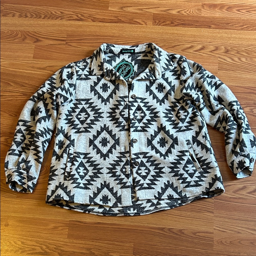 Aztec Patterned Button-Up Jacket